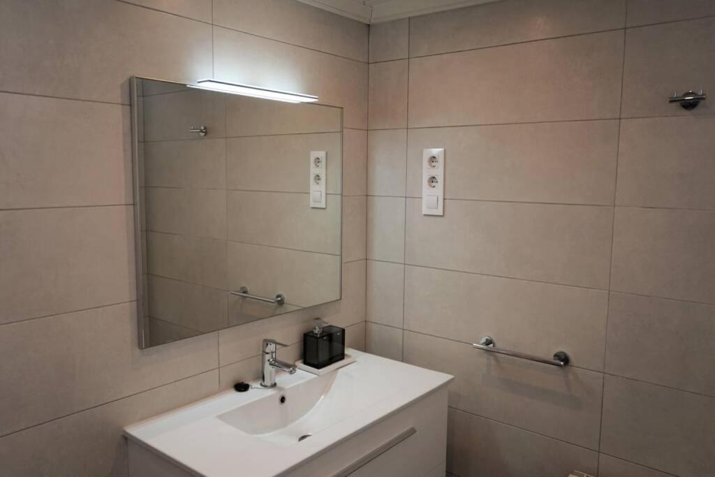 Ferienwohnung Atico Pico Cerler Benasque Exterior foto